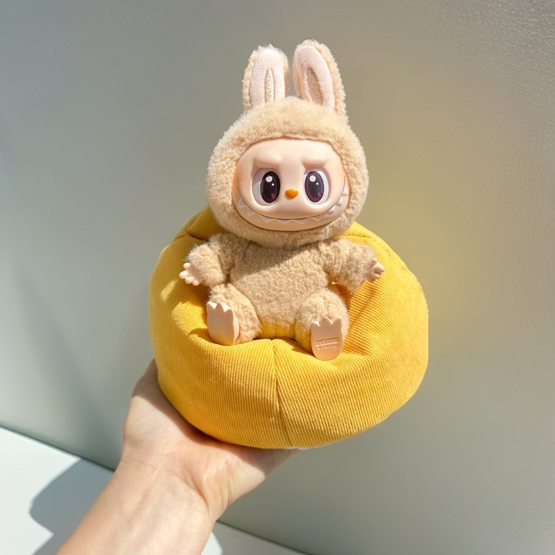 Labubu Lazy Sofa - BuBu Boxes