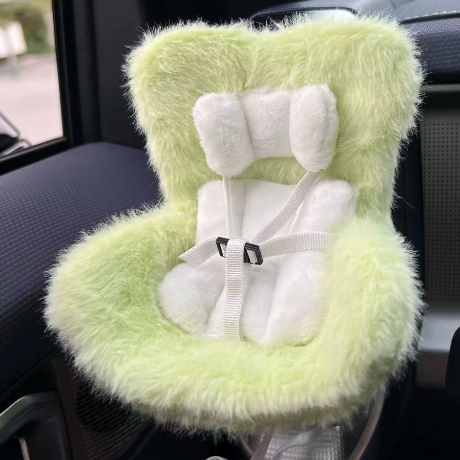 Labubu Luxury fur Chair - BuBu Boxes