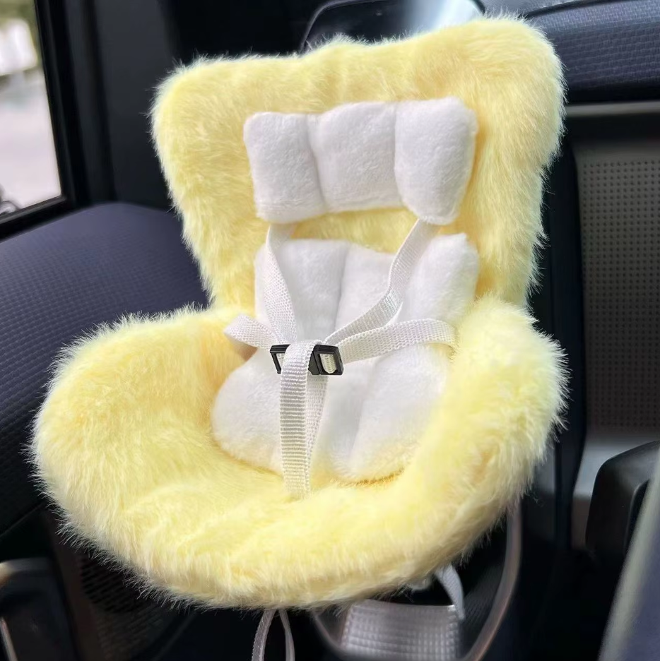 Labubu Luxury fur Chair - BuBu Boxes